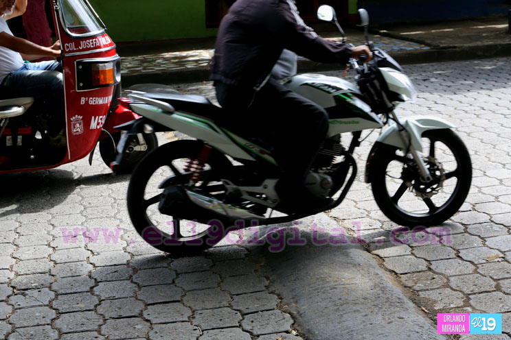 Familias destacan funcionalidad de los reductores de velocidad