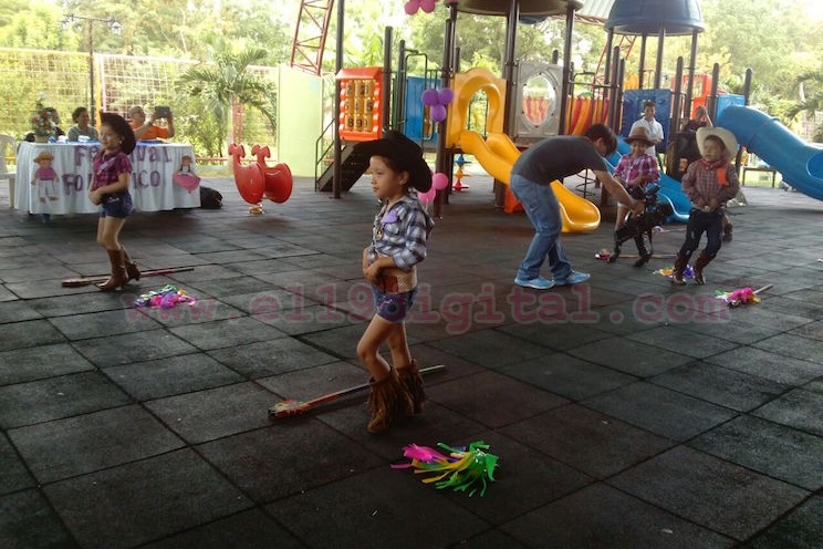 Masaya realiza festival folklórico infantil de la educación inicial 