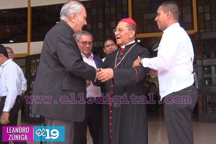 Cardenal Obando pide por el descanso eterno de Monseñor Benito Pittito La Bella