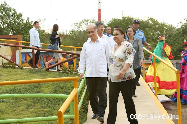 Canciller de Taiwán visita el Parque Nacional de Ferias
