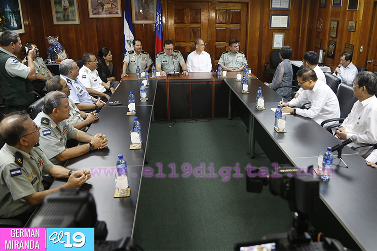 Canciller de Taiwán se reúne con autoridades de la Policía Nacional y Ejército de Nicaragua