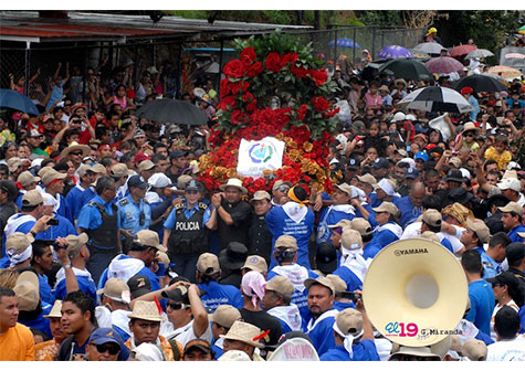 Llega Santo Domingo a la capital