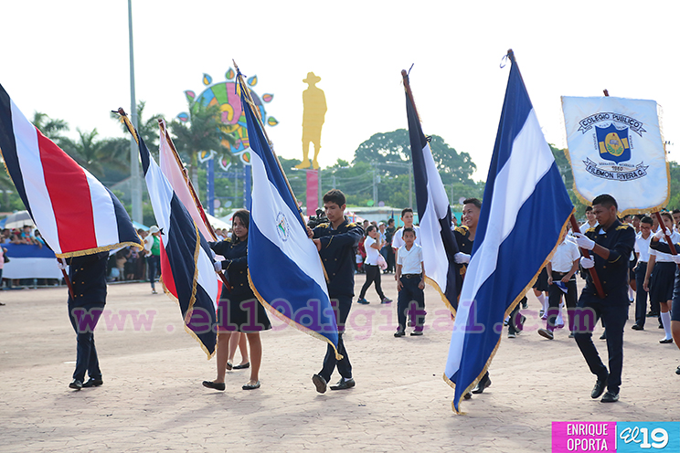 Desfile Patrio vibra de alegría, identidad y cultura en Paseo de los Estudiantes