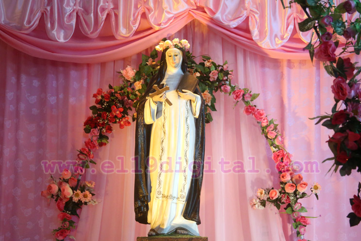 Cardenal Brenes oficia misa en honor a Santa Rosa de Lima