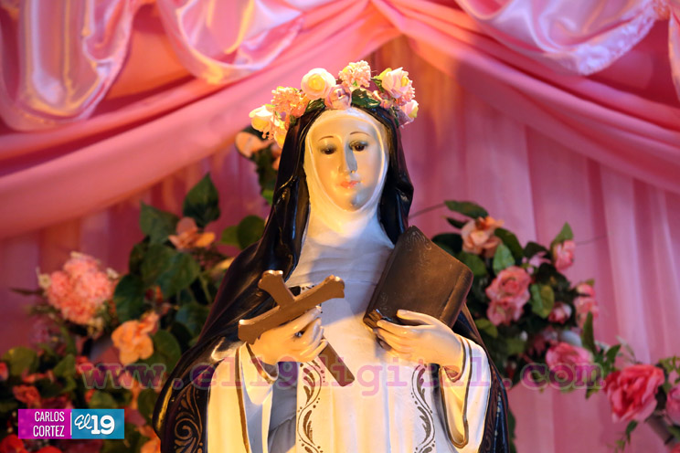 Cardenal Brenes oficia misa en honor a Santa Rosa de Lima