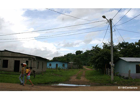 Enatrel electrifica comunidades urbanas y rurales en Acoyapa, Chontales   