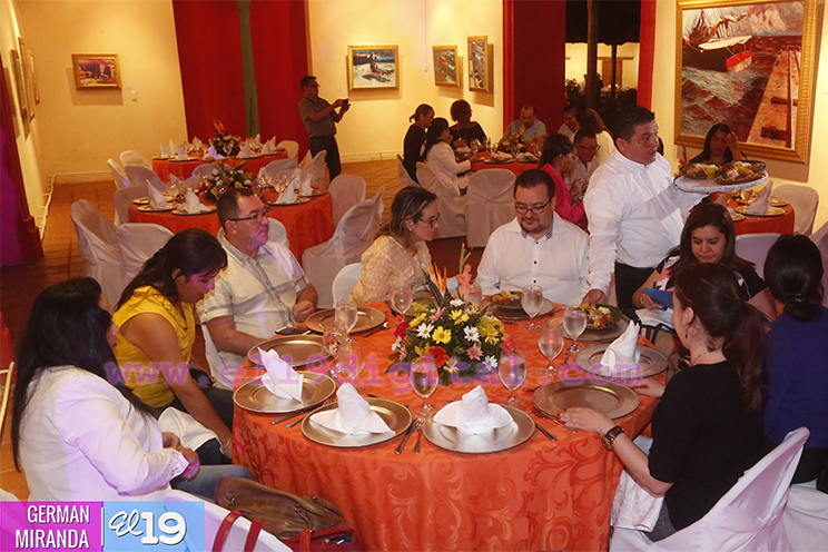 Ministros de Turismo de Centroamérica visitan Volcán Masaya y la ciudad de Granada