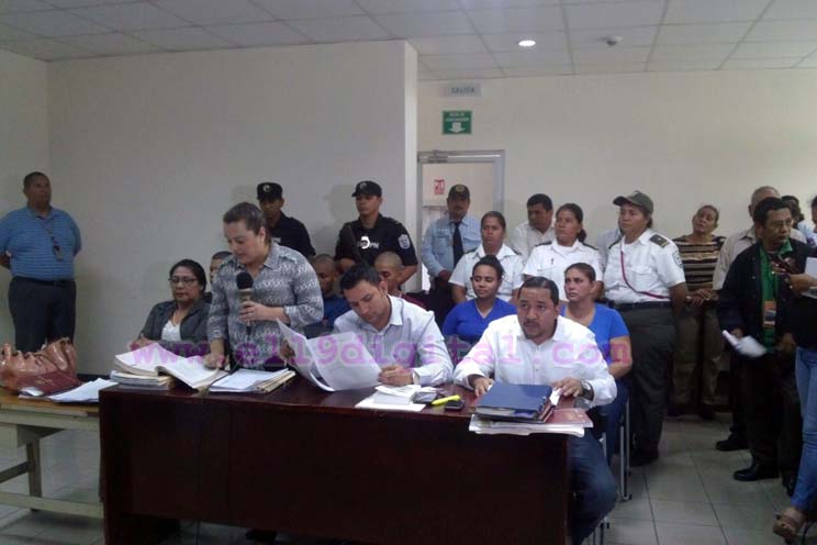Mandan a juicio a acusados de robo agravado e incendio en antiguo Cine González 