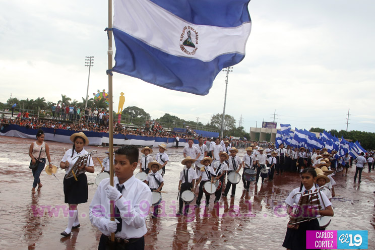 Colegios del Distrito VII celebran mes de septiembre con amor a Nicaragua