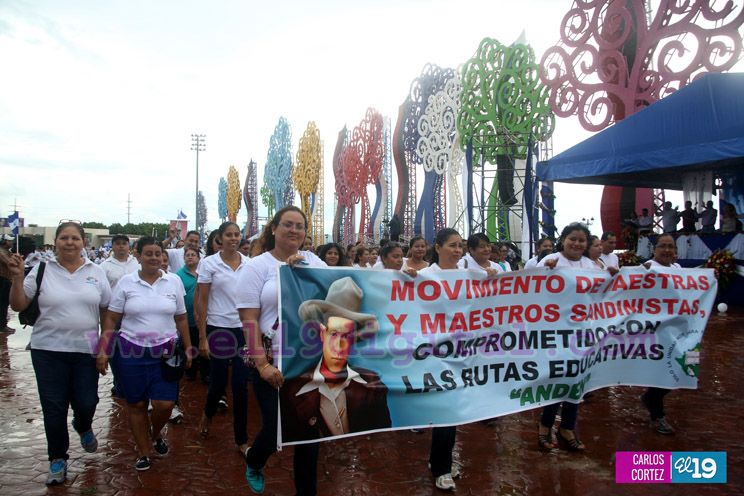 Colegios del Distrito VII celebran mes de septiembre con amor a Nicaragua