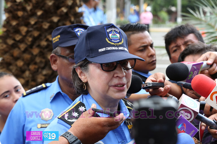 Policía Nacional rinde honores a sus héroes y mártires