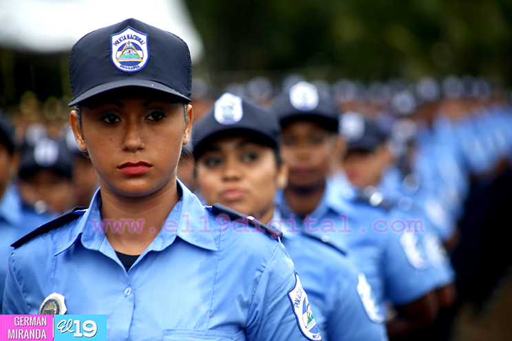 Clausuran 3er Curso Básico de Policía "Rigoberto López Pérez"