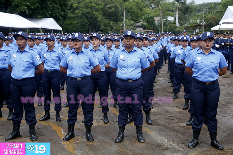 Clausuran 3er Curso Básico de Policía "Rigoberto López Pérez"