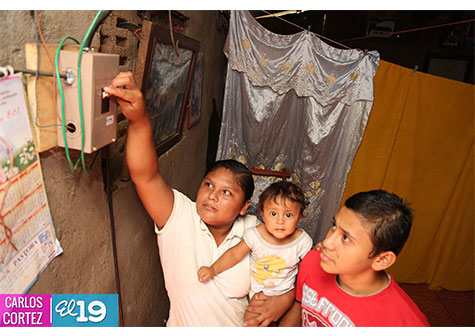 Energía eléctrica llega a comunidades de Nindirí y Masatepe