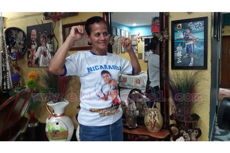Madre del Chocolatito: "Mi hijo traerá esa cuarta corona"