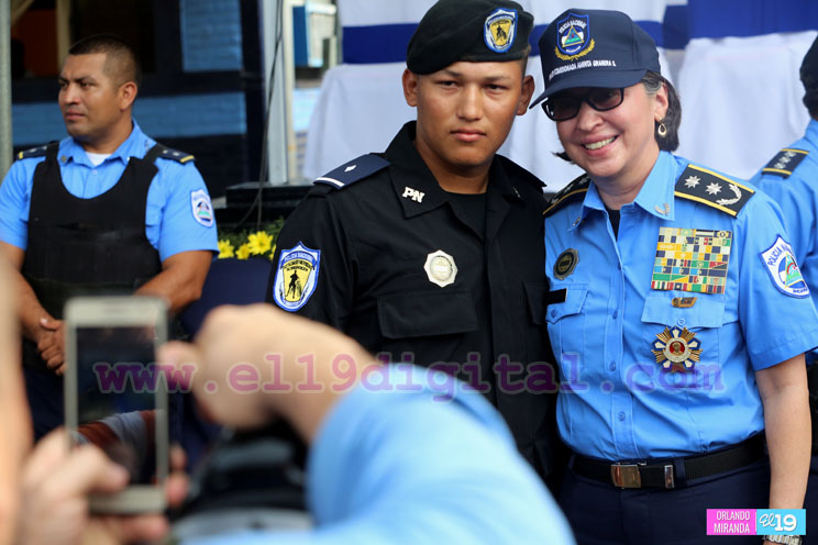 Policía Nacional realiza ascenso en grados en Managua
