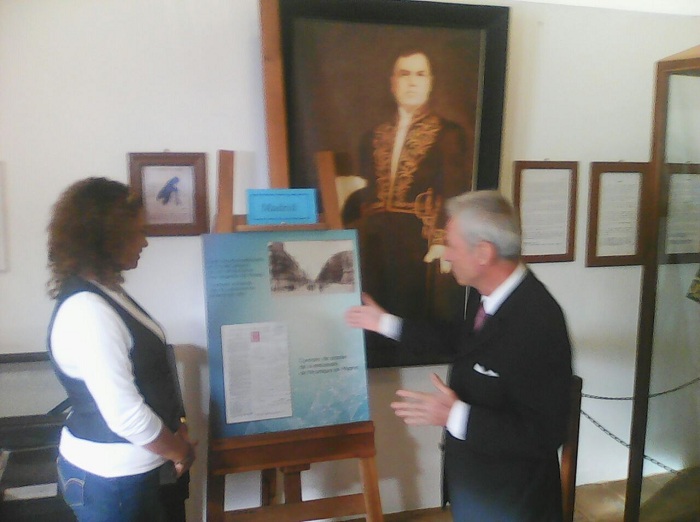 Nicaragua exhibe por primera vez el ‘Cuaderno de Hule Negro’ de Rubén Darío