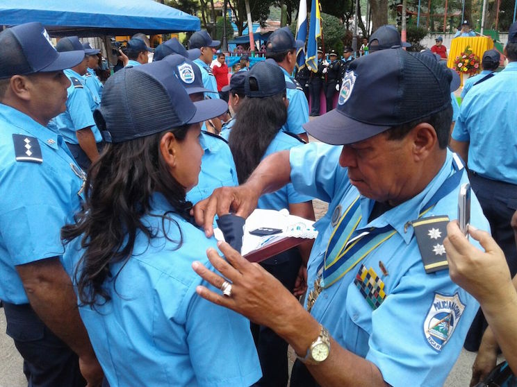 Ascienden en grados a oficiales de la Policía Nacional en Jinotega