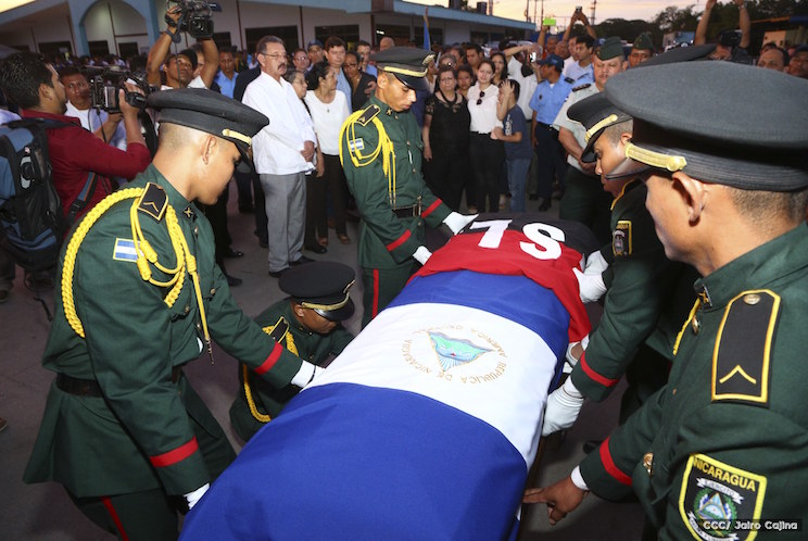 Compañero René recibido con honores en Nicaragua