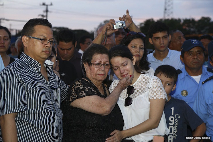 Compañero René recibido con honores en Nicaragua