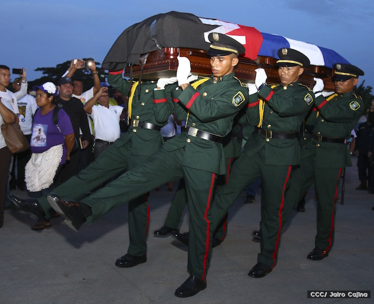 Compañero René recibido con honores en Nicaragua