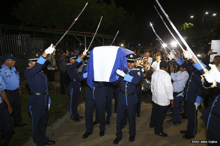 Compañero René recibido con honores en Nicaragua