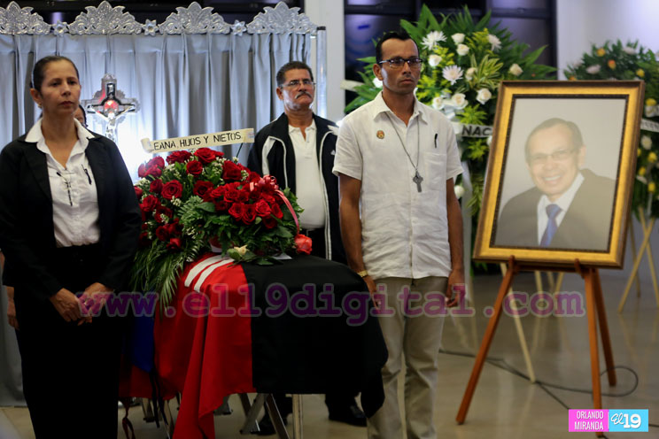En Fotos: Vela de cuerpo presente del compañero René Núñez Téllez, presidente de la Asamblea Nacional