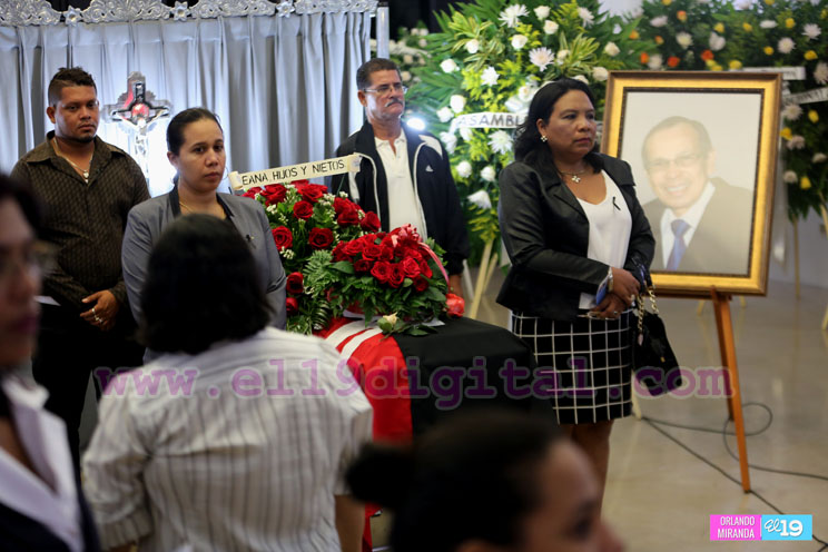 En Fotos: Vela de cuerpo presente del compañero René Núñez Téllez, presidente de la Asamblea Nacional
