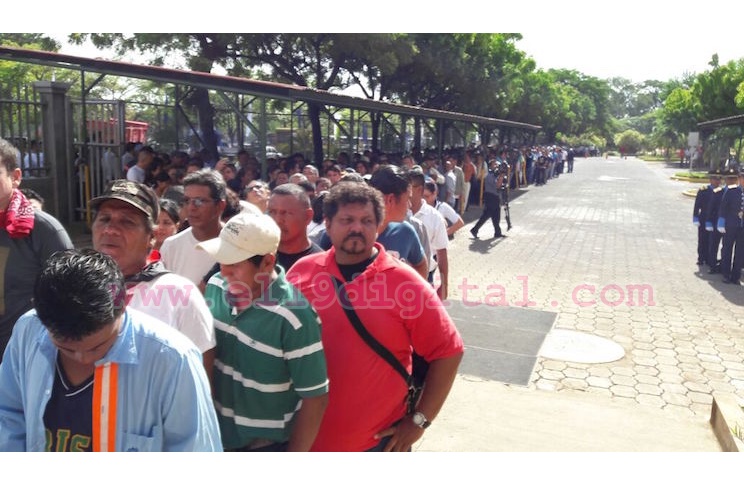 Pueblo de Nicaragua le rinde honores al compañero René Núñez