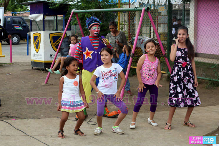 Familias despiden fin de semana con alegría en parques capitalinos