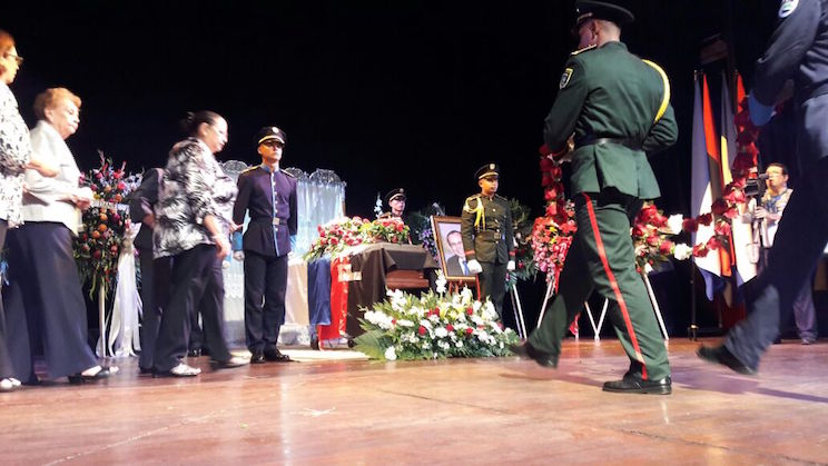 Leoneses brindan sentido homenaje al militante histórico René Núñez Téllez
