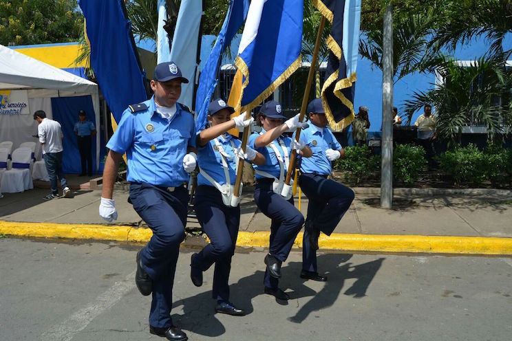 Ascienden a oficiales de la Policía Nacional en Chinandega