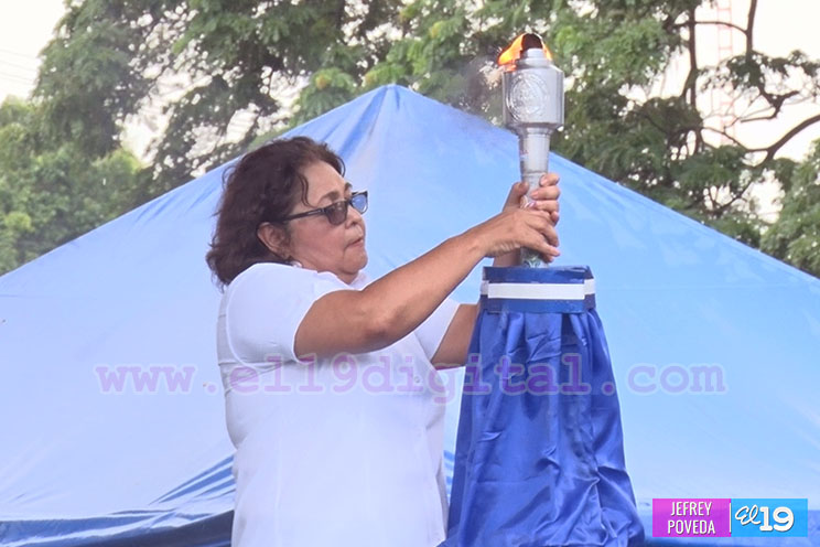 Nicaragua entrega Antorcha de la Libertad y Unidad Centroamericana a Costa Rica 