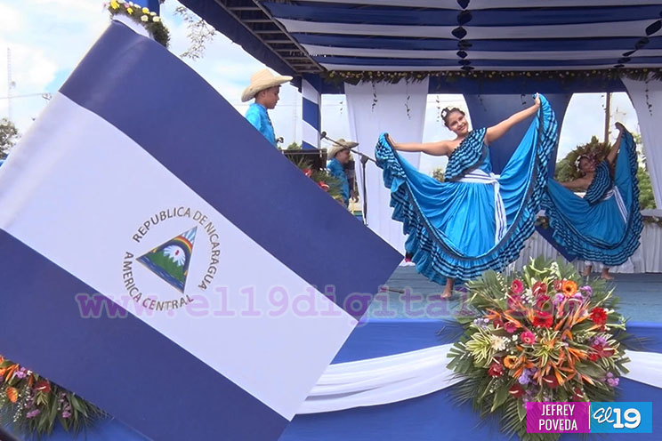 Nicaragua entrega Antorcha de la Libertad y Unidad Centroamericana a Costa Rica 