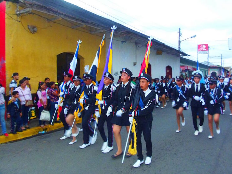 Desborde de fervor patrio en Desfiles Escolares de Carazo