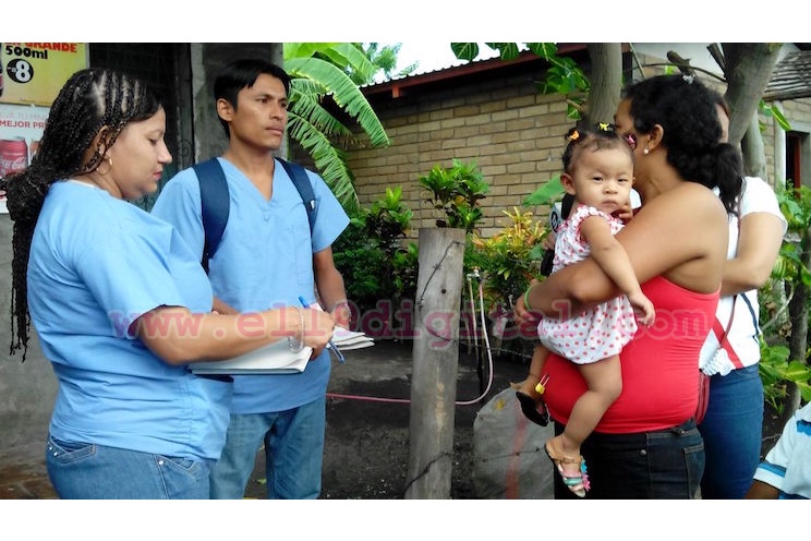 Brigadistas de salud continúan visitando a familias de Momotombo tras fuerte sismo