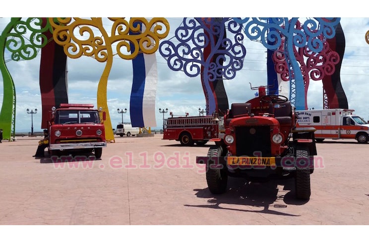 Todo listo para exhibición de medios clásicos de los bomberos