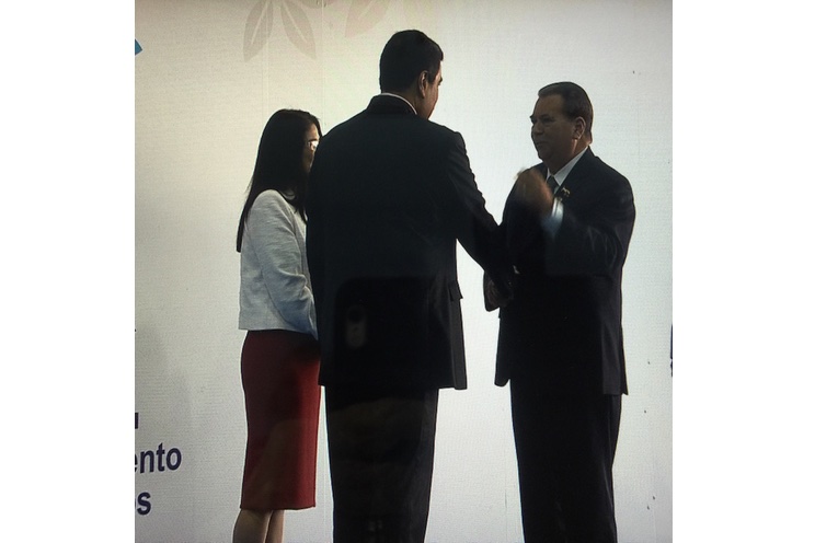 Vicepresidente de Nicaragua saluda al Presidente Nicolás Maduro y la Primera Combatiente Cilia Flores