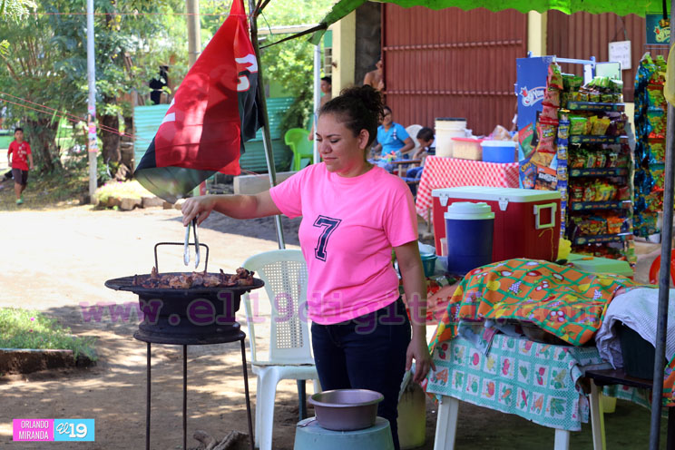 Pobladores del barrio Laureano Mairena disfrutan de Feria Solidaria