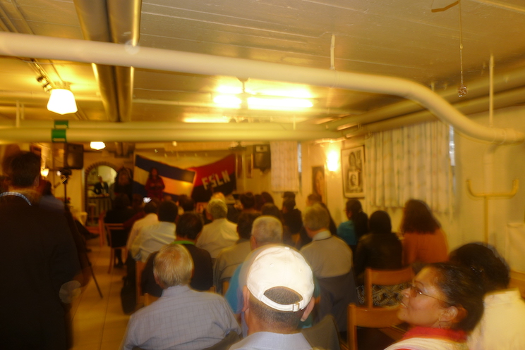 Rinden homenaje a René Núñez en Estocolmo