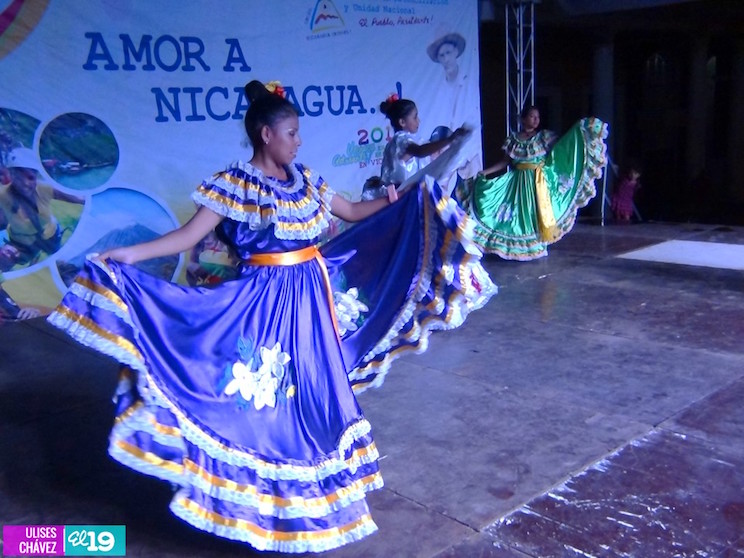 Desborde cultural en Festival Departamental de Músicas, Danzas y Tradiciones en Granada