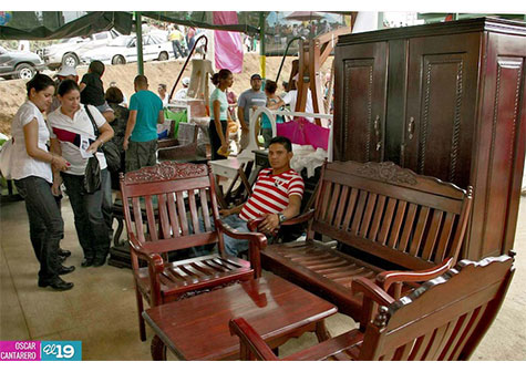 Costa Caribe destaca en Feria de la Economía Familiar
