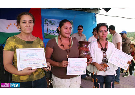Costa Caribe destaca en Feria de la Economía Familiar