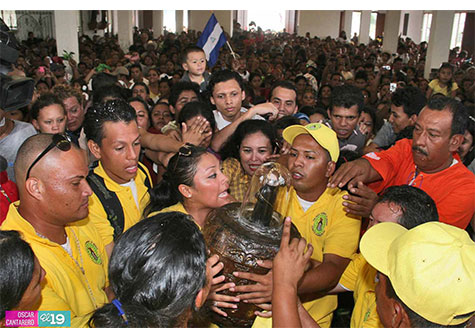 Imagen de Santo Domingo retorna a su Altar Mayor