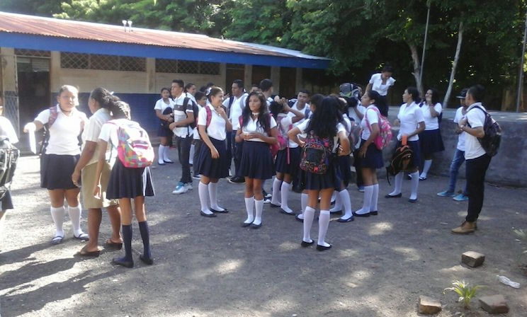 Colegios de La Paz Centro realizan ejercicio de prevención ante sismos