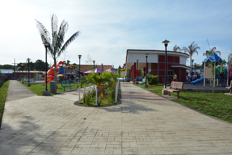 Chinandeganos celebran Inauguración de la Segunda Etapa del Parque Infantil