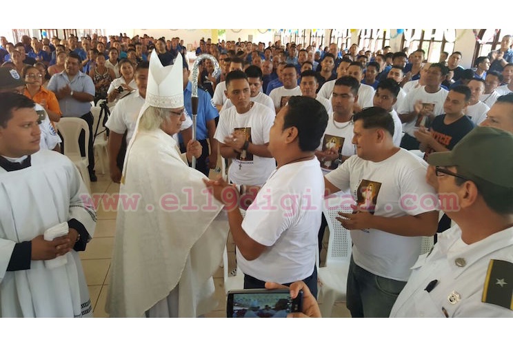 Privados de libertad celebran el día de Nuestra Señora de la Merced 