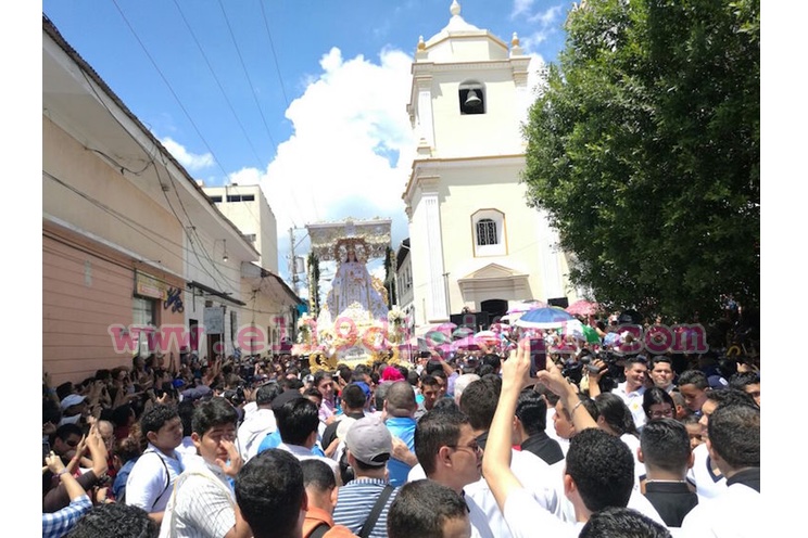 León exalta y vive el amor infinito de Nuestra Señora de las Mercedes