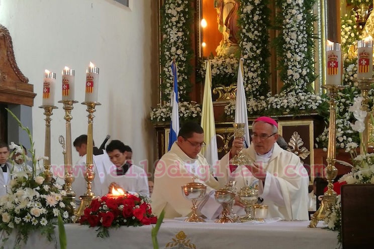 León exalta y vive el amor infinito de Nuestra Señora de las Mercedes