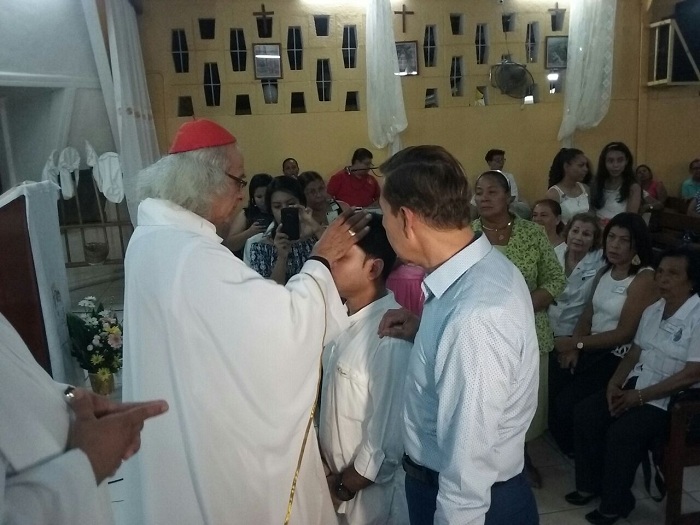 Cardenal Brenes confirma a jóvenes en el día de Nuestra Señora de la Merced